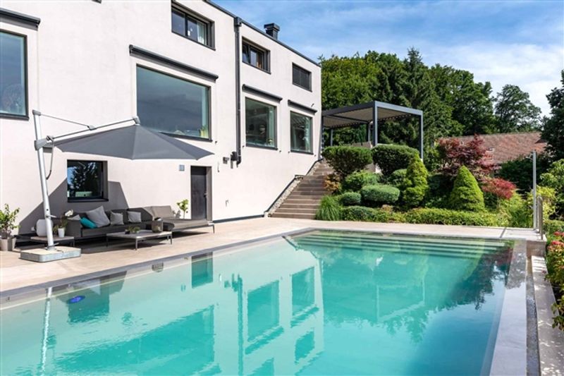 Moderne Luxusvilla von mehr als 350 m² mit Seeblick - 5