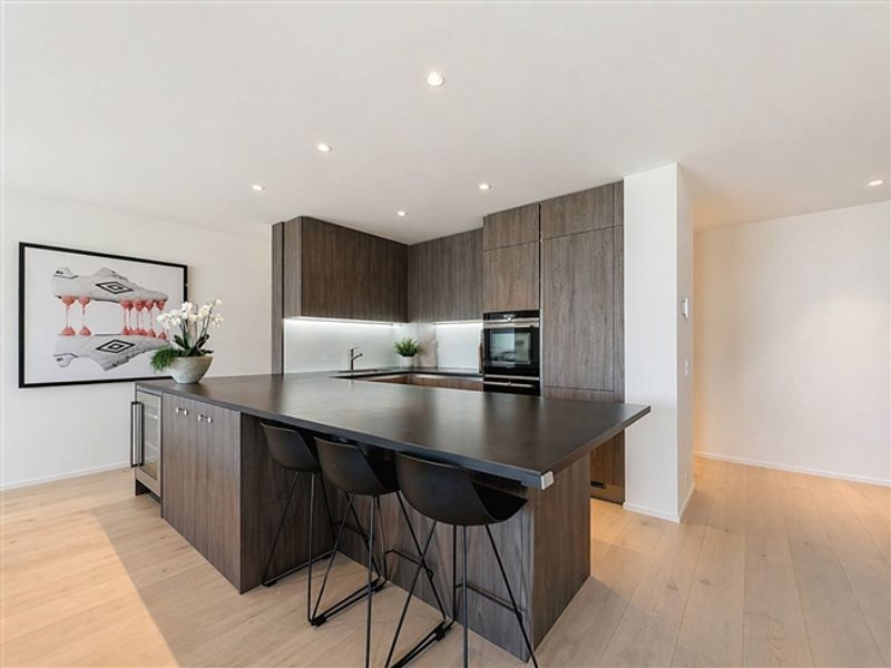 Luxuswohnung mit 165 m² im Erdgeschoss - 7