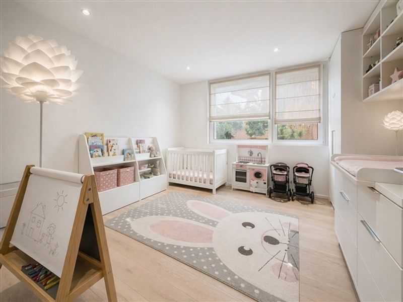 Luxuswohnung mit 165 m² im Erdgeschoss - 11