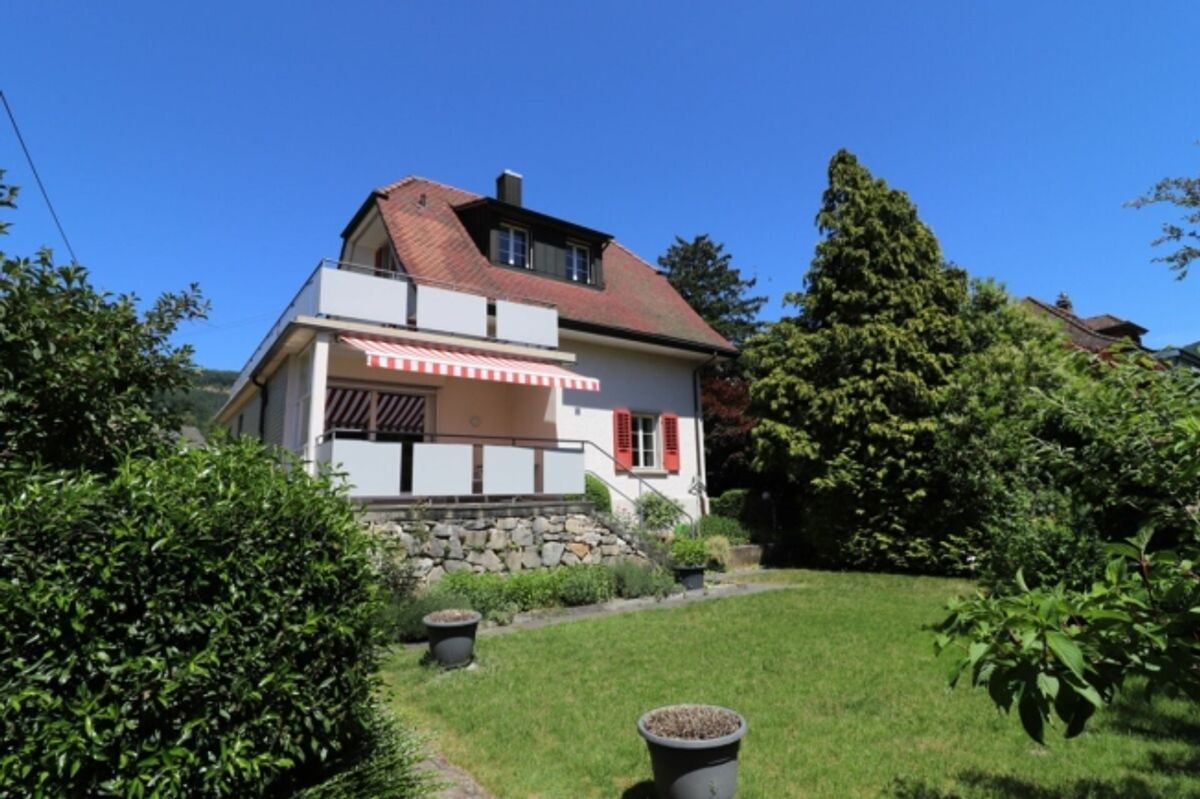Grosszügiges 5.5-Zimmer-EFH mit grosser Terrasse - 0