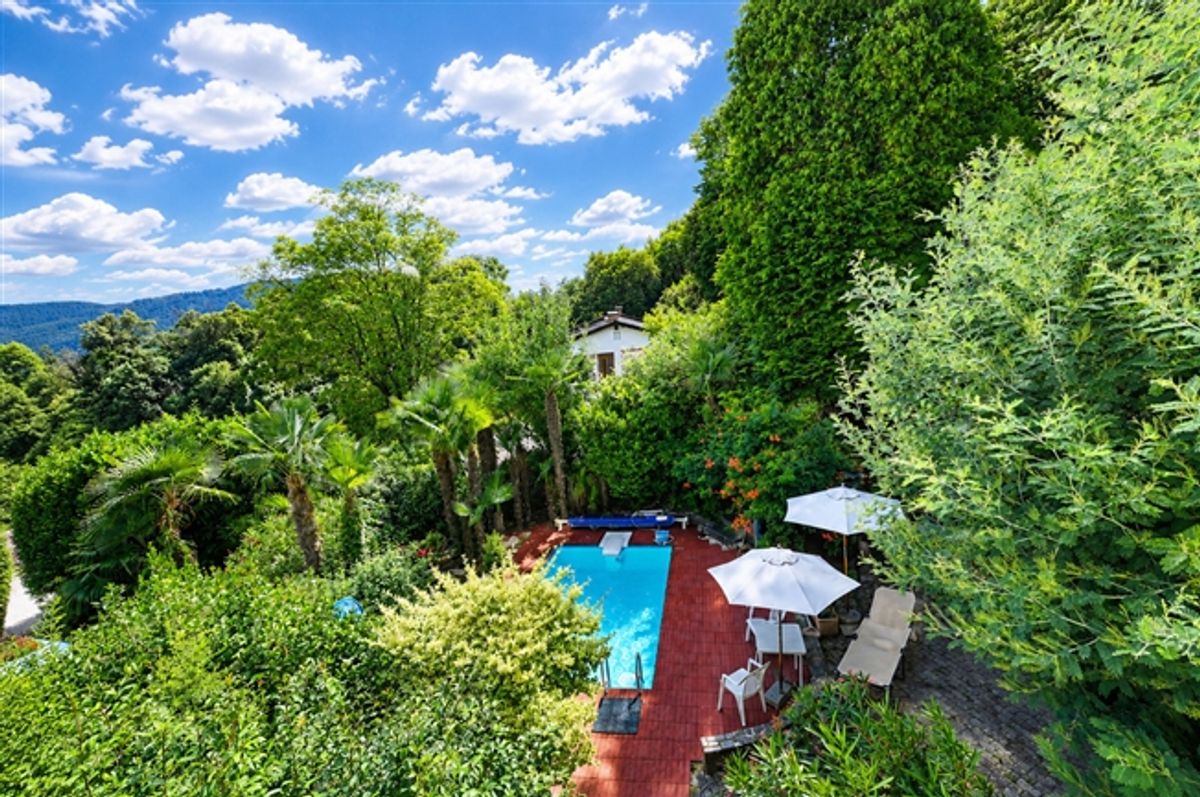 Eine Oase der Ruhe mit großem Garten, Swimmingpool und Seeblick - 2