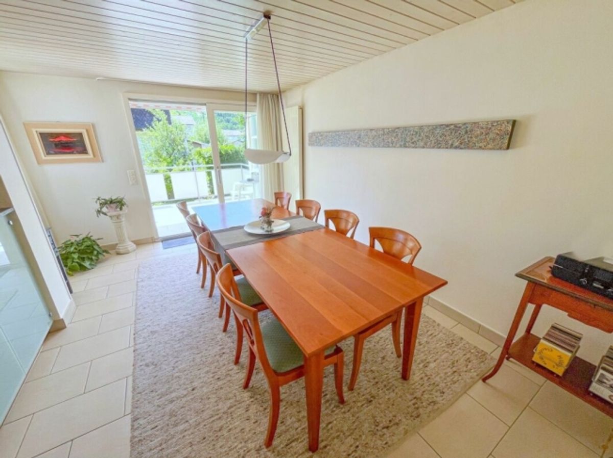 Grosszügiges 5.5-Zimmer-EFH mit grosser Terrasse - 6
