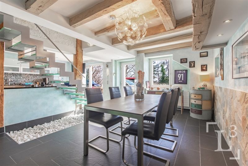 Herzstück! Grosszügige Villa mit Garten und freiem Blick - 7