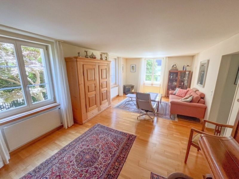 Grosszügiges 5.5-Zimmer-EFH mit grosser Terrasse - 5