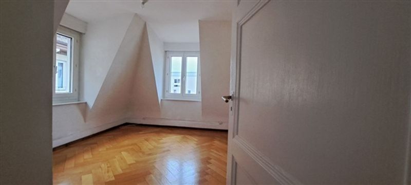 Investitionsimmobilie in Lausanne Beaulieu – 8 vermietete Wohnungen - 9