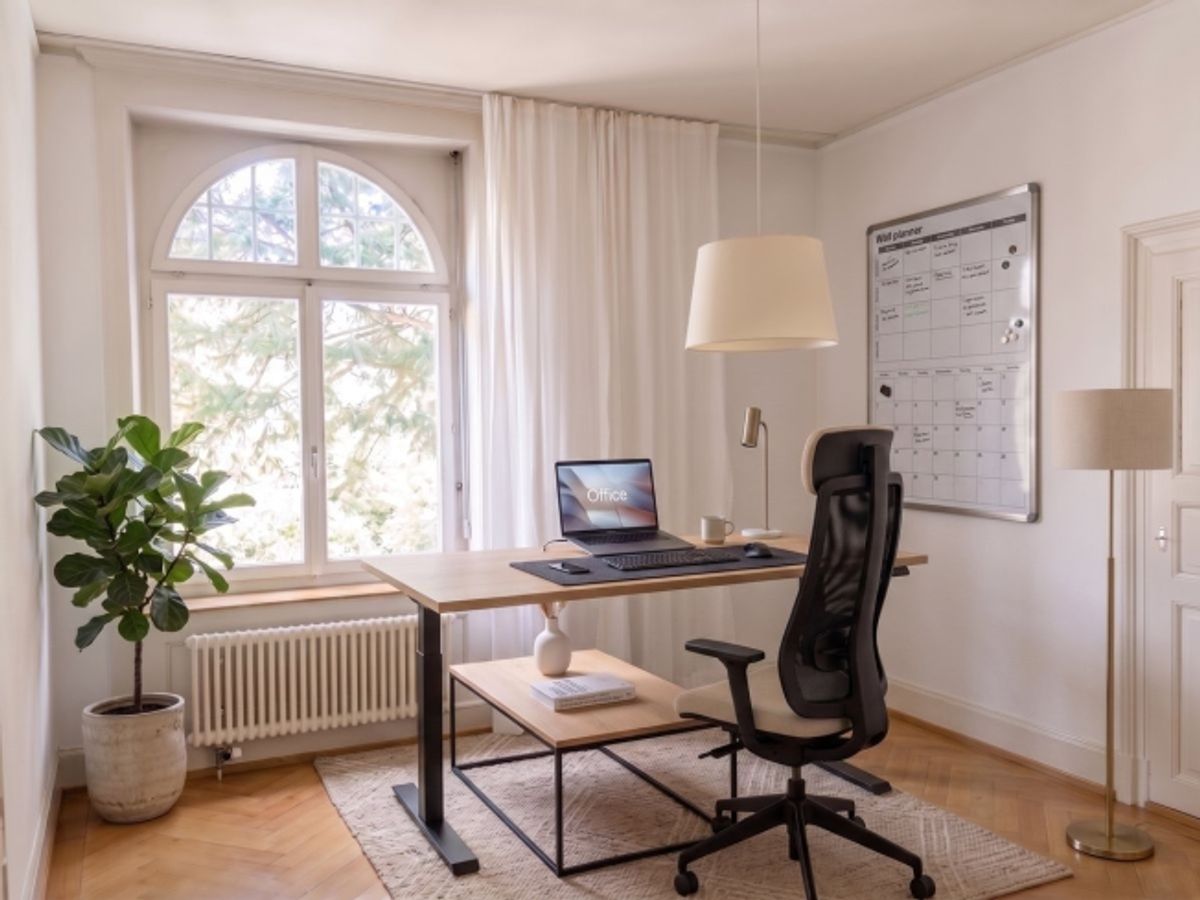 ZENTRAL GELEGENES BÜRO MIT 2 ZIMMERN UND VIEL CHARME - 1