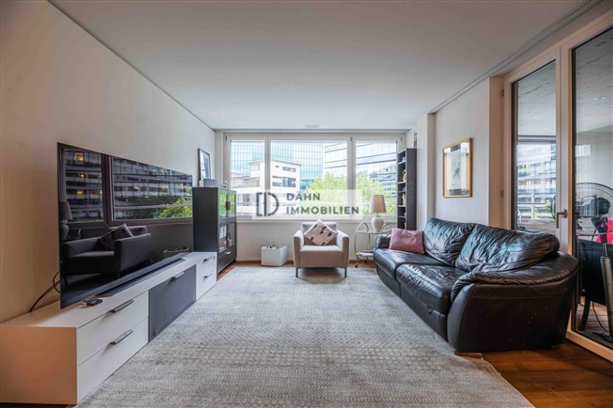 3.5-Zi.-Wohnung mit Loggia beim Maaghof mieten, Zürich - 3