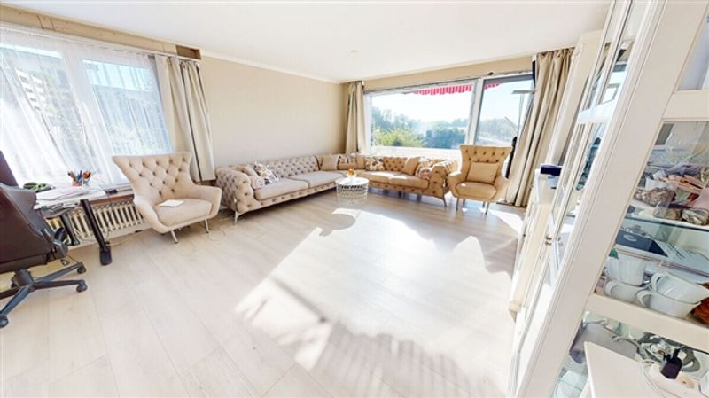 Einmaliges Einfamilienhaus mit Einliegerwohnung und traumhafter Aussicht in Flamatt - 11