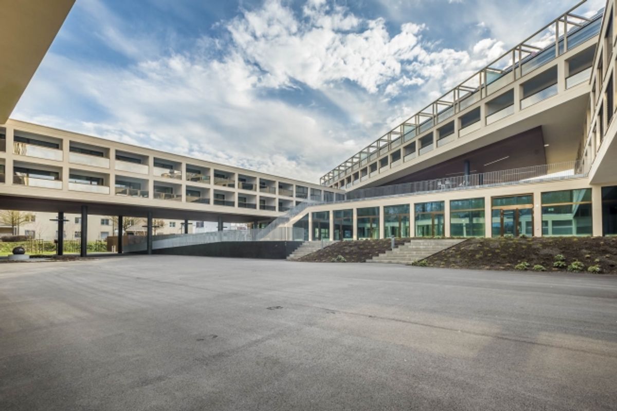 Motorradplätze in Tiefgarage zu vermieten (2. UG) - 1