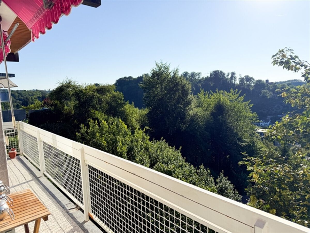 Einmaliges Einfamilienhaus mit Einliegerwohnung und traumhafter Aussicht in Flamatt - 8