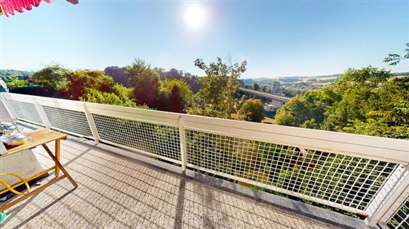 Einmaliges Einfamilienhaus mit Einliegerwohnung und traumhafter Aussicht in Flamatt - 10