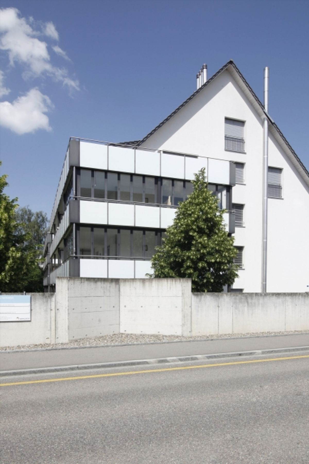 Einstellplatz in Niederglatt zu vermieten! - 0