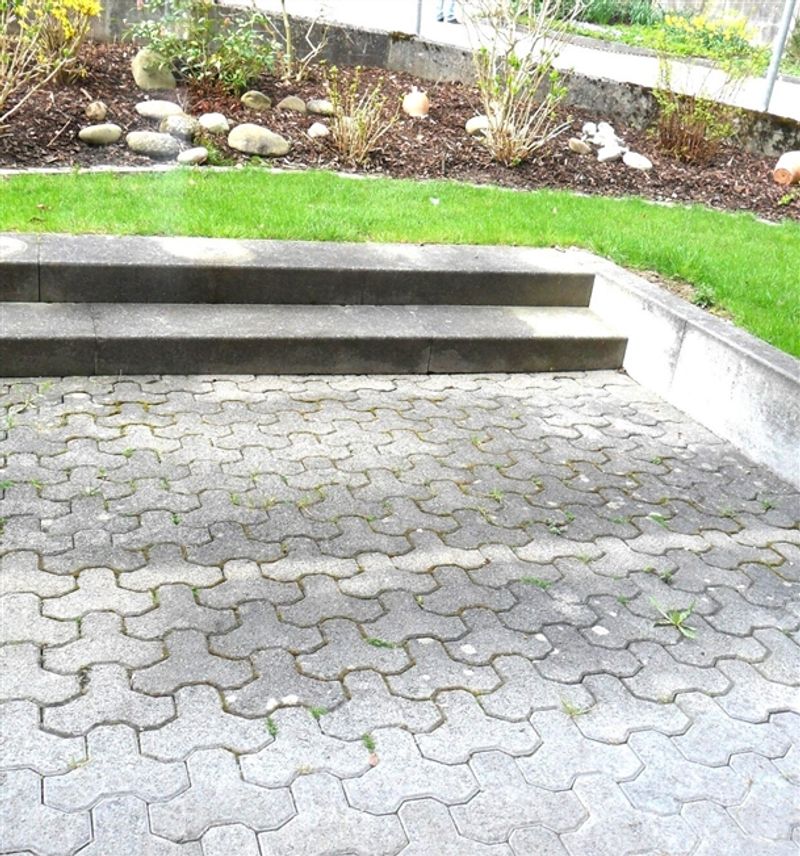 COOLE WOHNUNG  - renovierte 2.5-Zimmerwohnung - 5