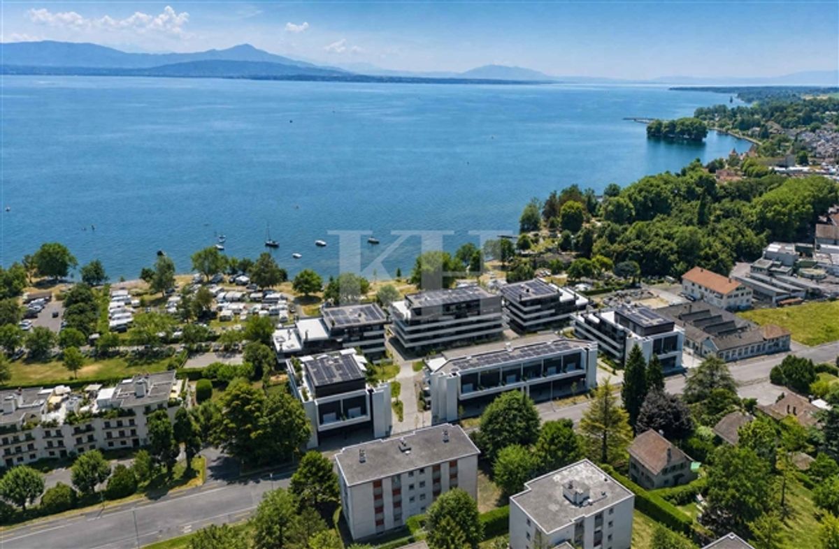 Hervorragende neue 4,5-Zimmer-Wohnung von hohem Ansehen mit Blick auf den See - 0