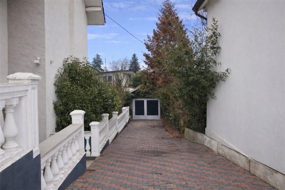 Großes renoviertes Haus mit hohem Mietpotenzial - 2