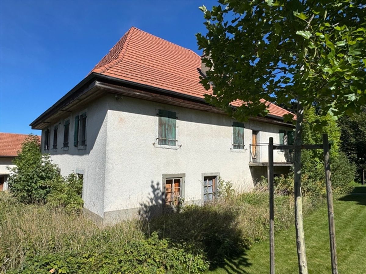 Umzuwandelndes Gebäude mit Baugenehmigung - 1