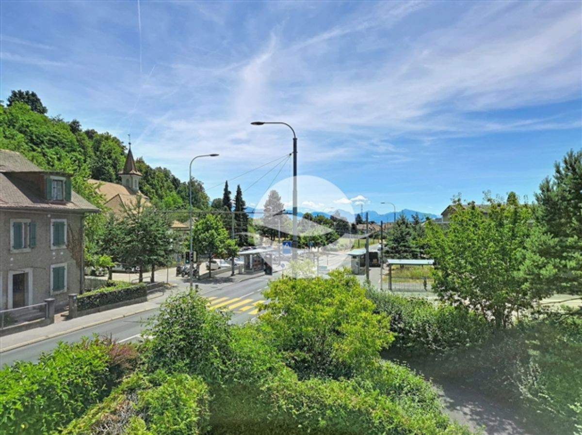 Charmante Villa mit Garten am Rande von Lausanne - 0