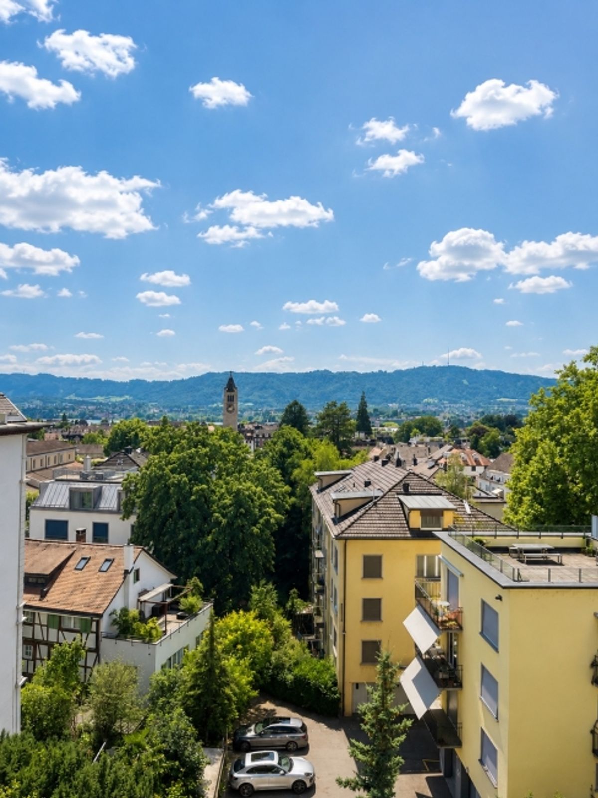 Charmante 4-Zimmerwohnung an begehrter Lage in Zürich-Hottingen - 0