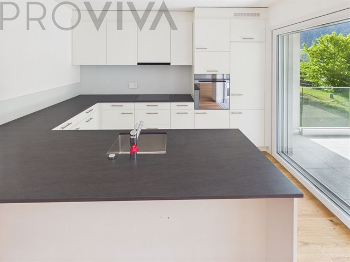 Topmodern mit traumhafter Aussicht und absoluter Ruhe - 2