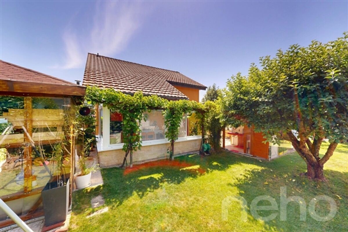 Hervorragendes Familienhaus mit Pool und Sommerküche in einer ruhigen Gegend - 3