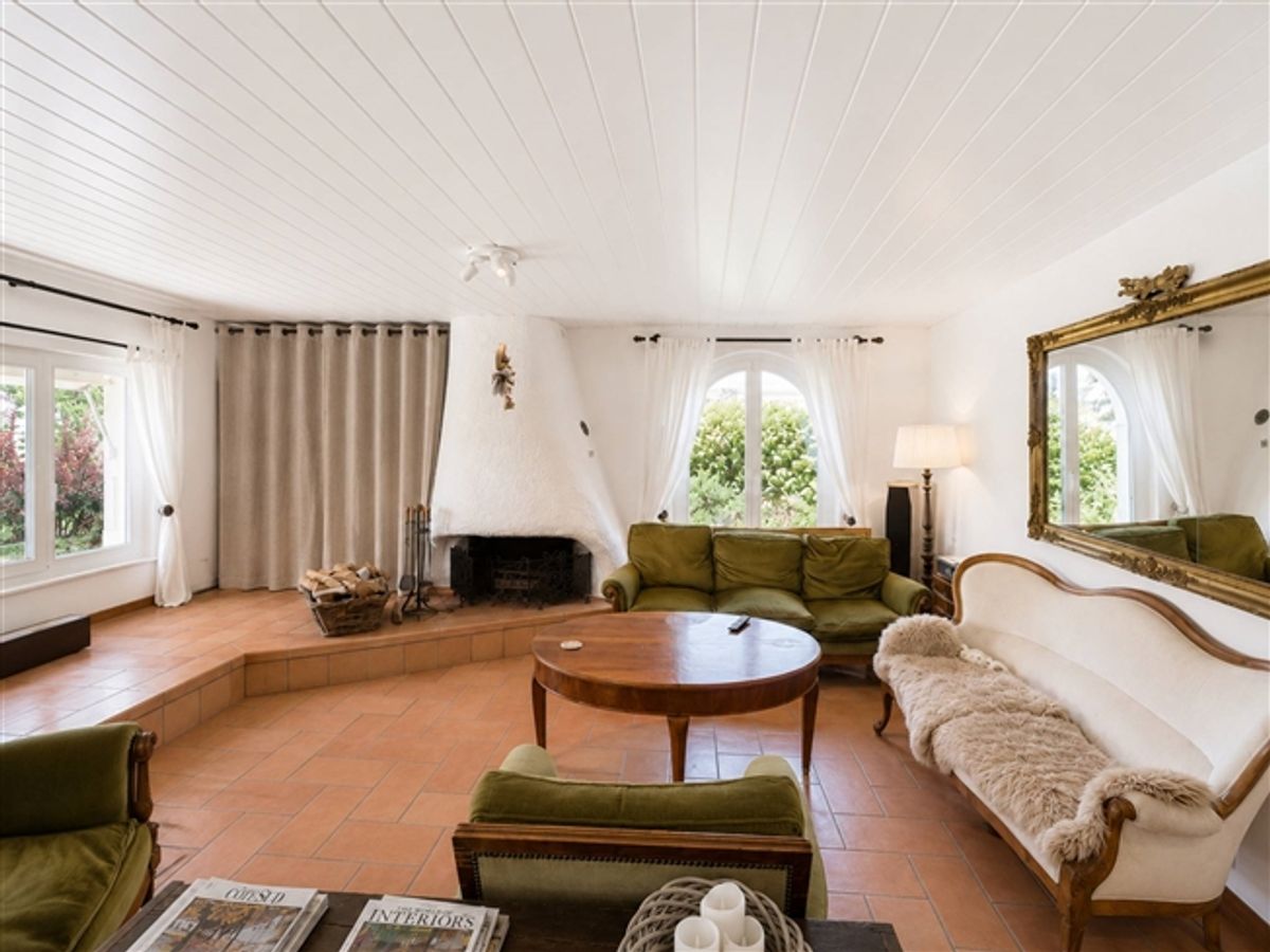 Charmante freistehende Villa in einer privilegierten Umgebung - 2