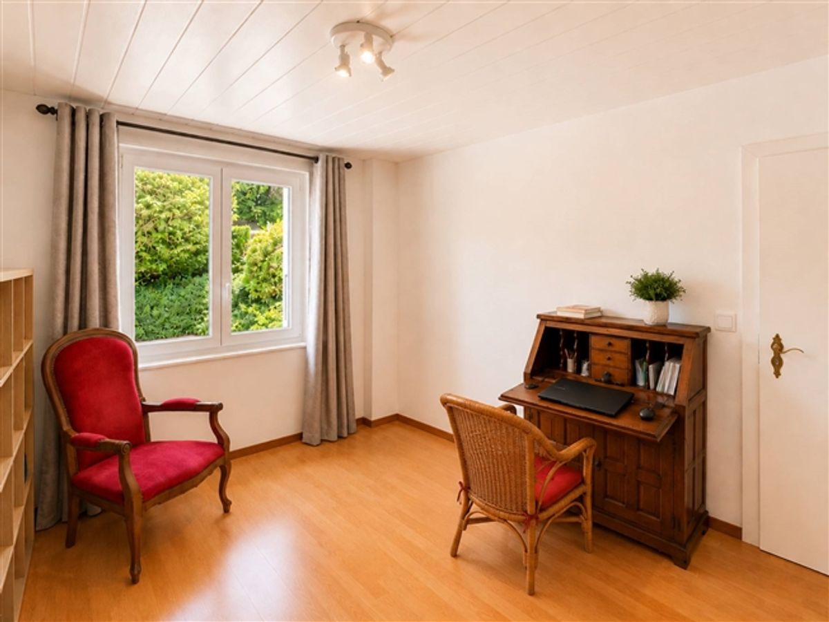 Charmante freistehende Villa in einer privilegierten Umgebung - 3