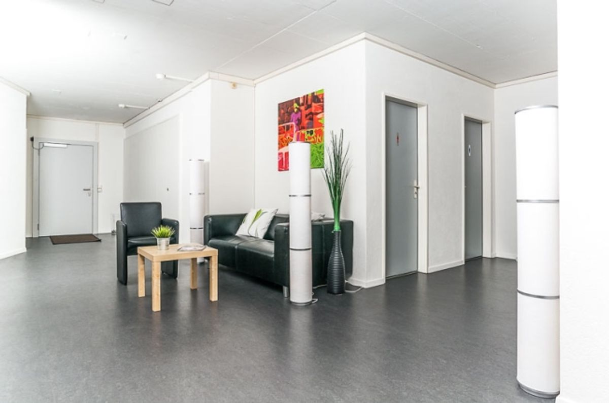 Büro-/ Praxisräumlichkeiten nur 10 Gehminuten vom Bahnhof! - 1