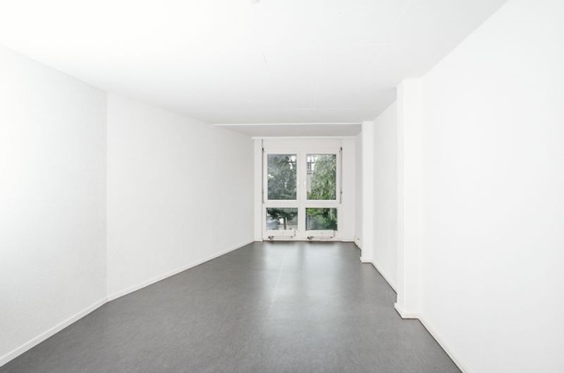 Büro-/ Praxisräumlichkeiten nur 10 Gehminuten vom Bahnhof! - 3