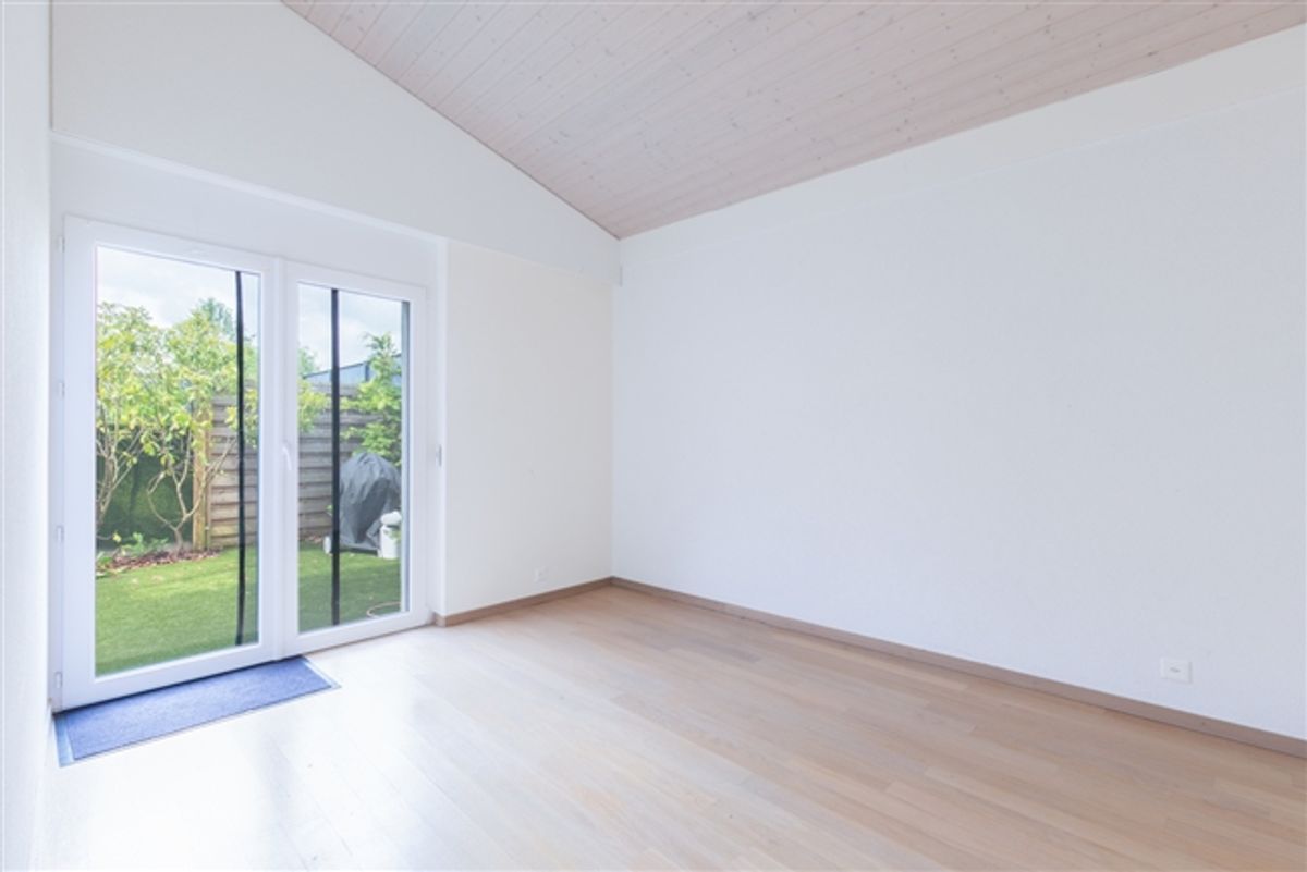 Charmante 4.5-Zimmer-Villa mit Terrasse – Ideal für eine Familie - 2