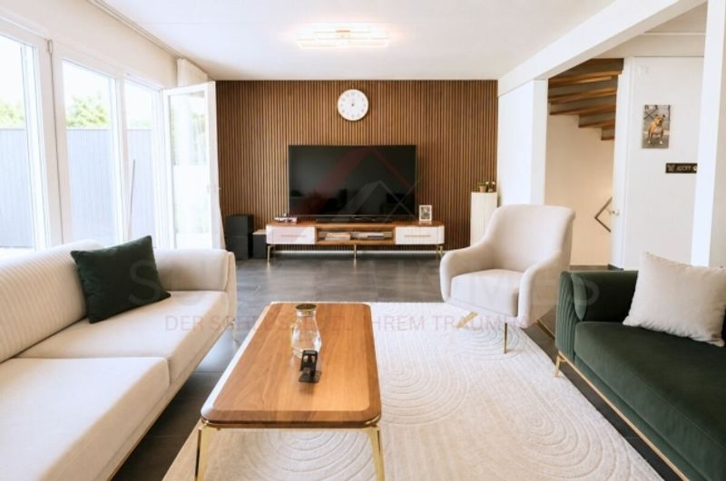 Wohnen wie in den Ferien - Modernes 5.5 Zimmer Reihenhaus mit Pool - 3