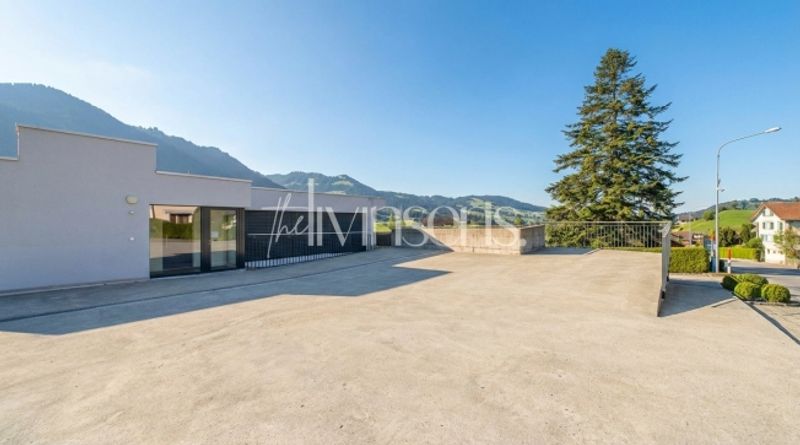 Bergpanorama und Sonne pur Top 2.5-Zimmerwohnung! - 9