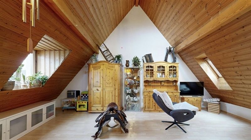 Charmante 4.5-Zimmer-Duplexwohnung mit Terrasse - 4