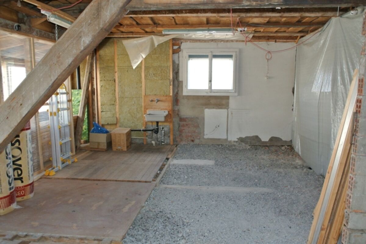Grosszügiges Zweifamilienhaus mit Wohnpavillon - 10