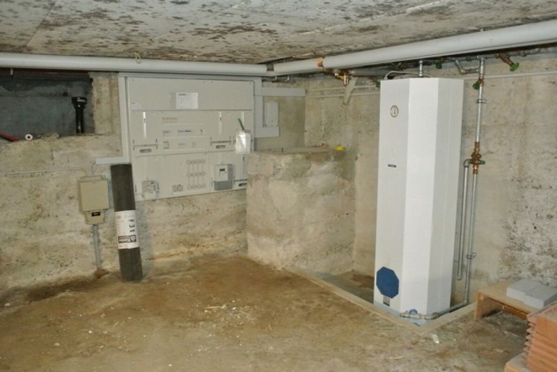 Grosszügiges Zweifamilienhaus mit Wohnpavillon - 12