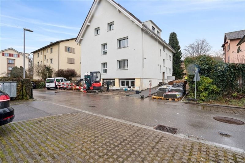 Ihr neues Zuhause mit Gartensitzplatz  4.5-Zimmerwohnung nach umfassender Sanierung - 11