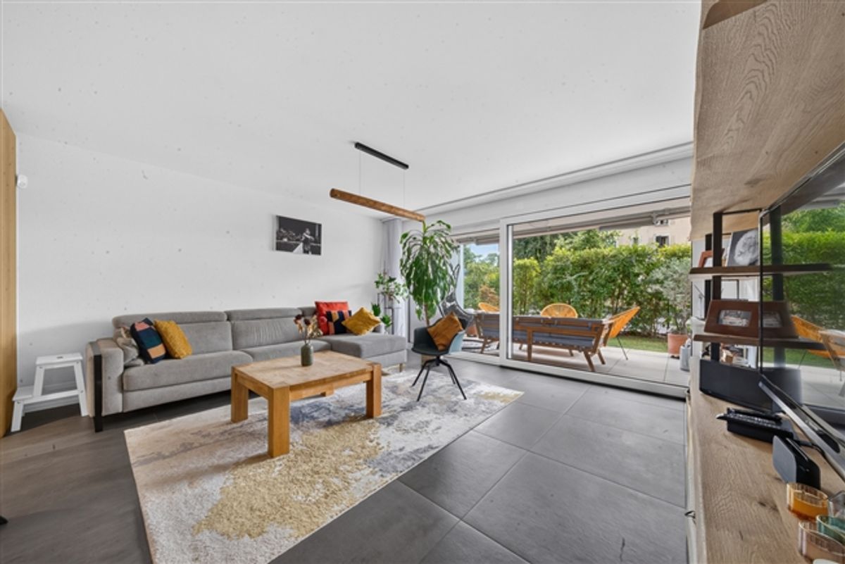 Schöne 4.5-Zimmer-Wohnung
Zwei Terrassen und Garten - 3