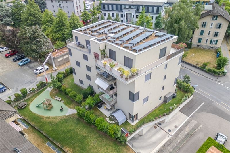 Schöne 4.5-Zimmer-Wohnung
Zwei Terrassen und Garten - 12