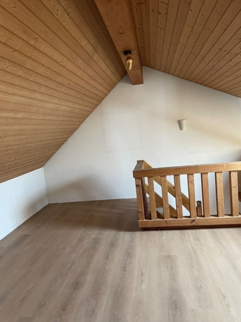 Wir bieten eine grosszügig ausgestattete Wohnung an. - 8