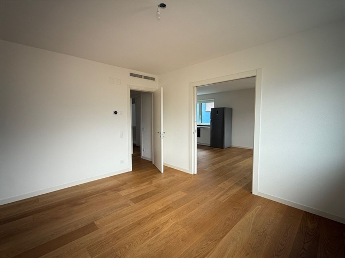 GROSSES UND MODERNES 2.5-ZIMMIGES APARTMENT IM ZENTRUM MIT KLIMAANLAGE - 6
