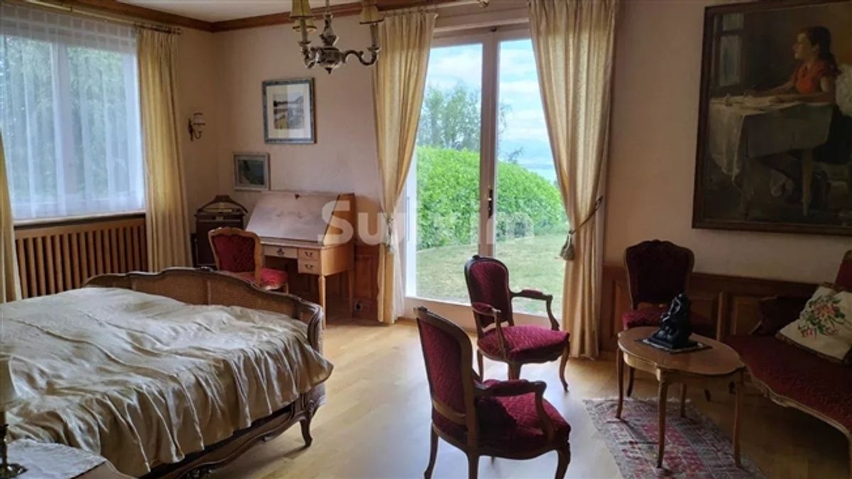 Villa-Wohnung mit Pool und Seeblick - 3