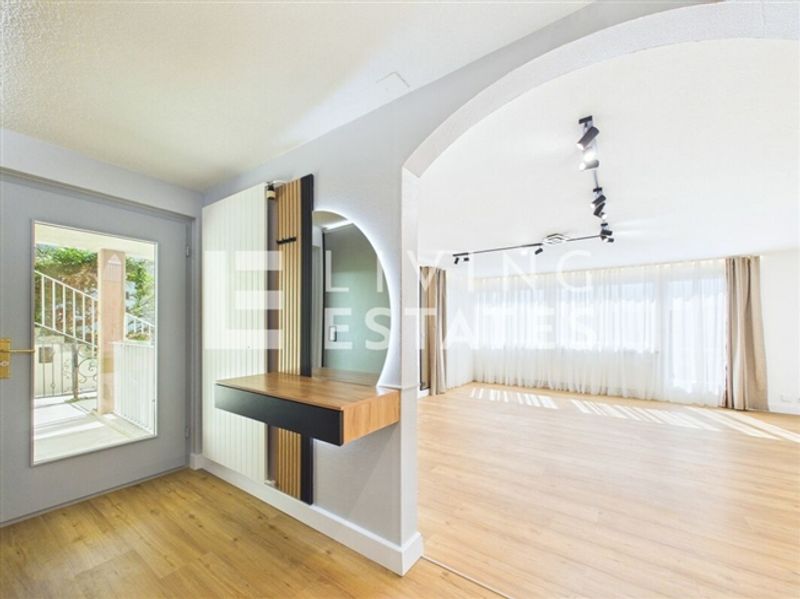 TERRASSENHAUS MIT PANORAMABLICK UND INDIVIDUELLEM LICHTKONZEPT - 7