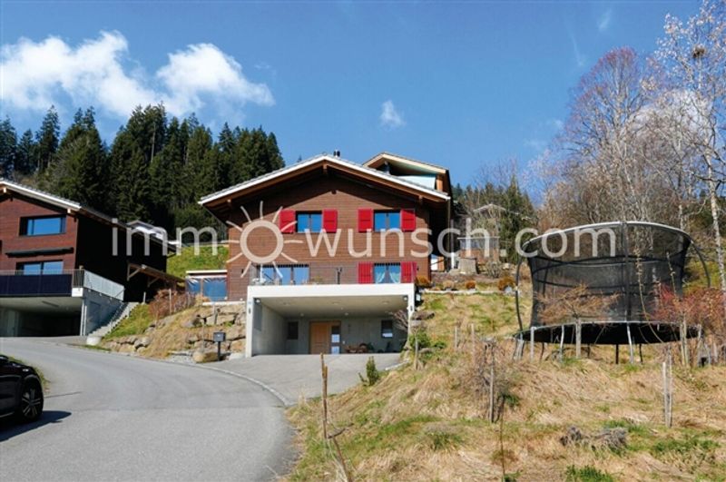 Natur, Ruhe und Wohnkomfort - modernes 6 ½ Zi. Chalet - 1