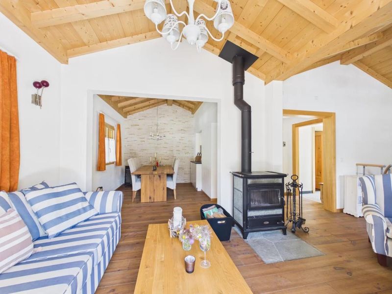 Einzigartiges Alpenidyll - Chalet auf der Täschalp - 7