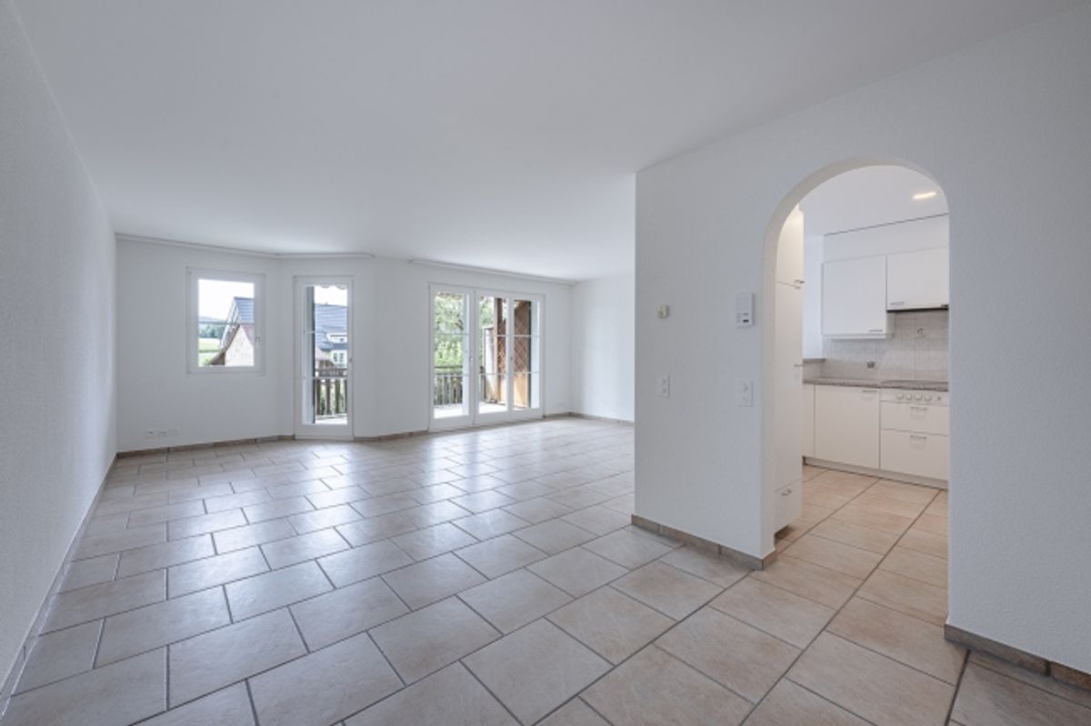 grosszügige Wohnung mit Bastelraum und Einstellplatz - 3