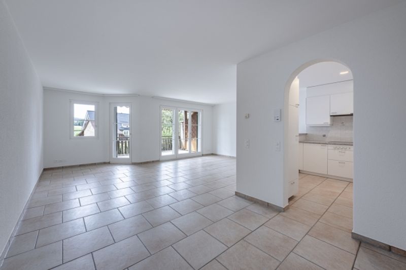 grosszügige Wohnung mit Bastelraum und Einstellplatz - 4