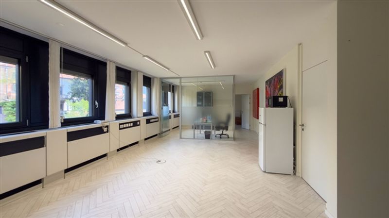 HELLES BÜRO ZENTRUM LUGANO - 6
