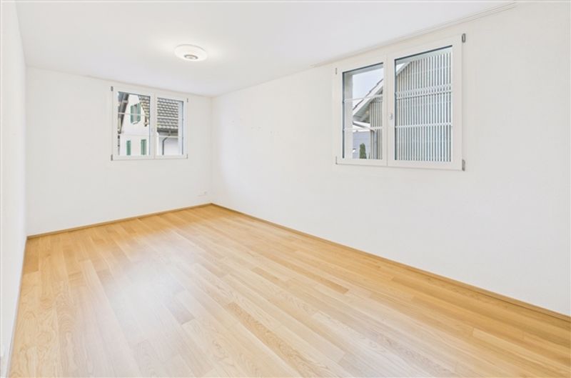 Modernes 5.5-Zimmer Reihenhaus mit praktischem Grundriss, Dorf - 8