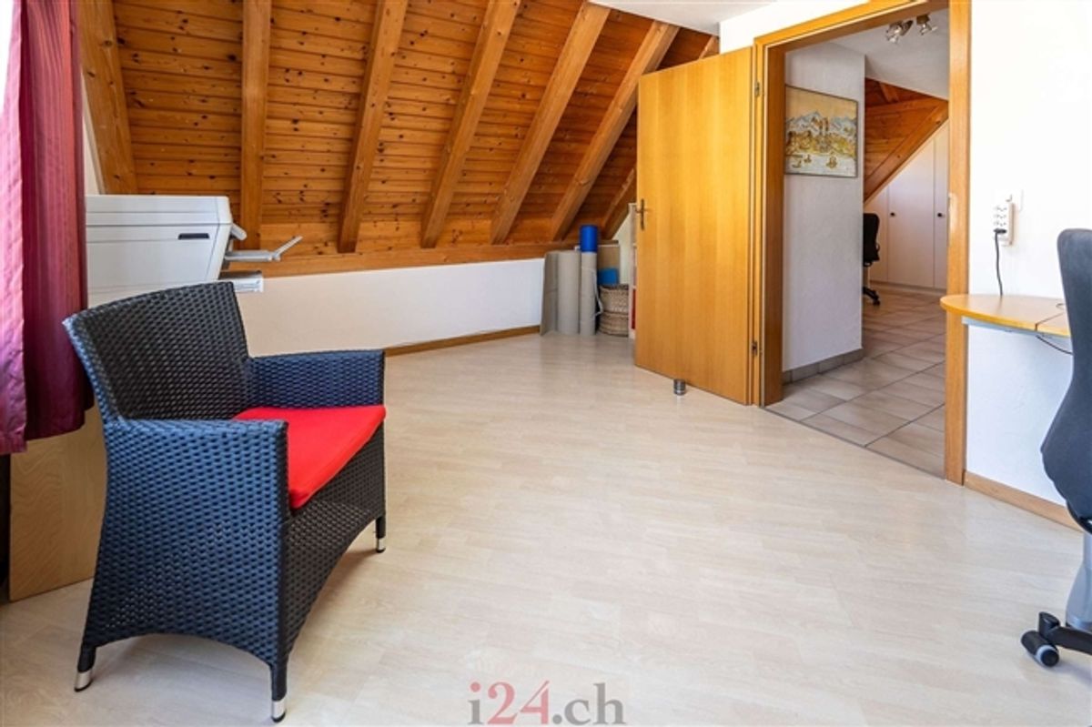 5.5Zi.-Landhaus mit Wintergarten, grossem Umschwung und optionaler 2-Zi.-Einliegerwohnung - 9
