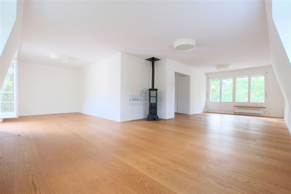 Voll klimatisiertes Duplex-Penthouse mit grosszügiger Dachterrasse - 0
