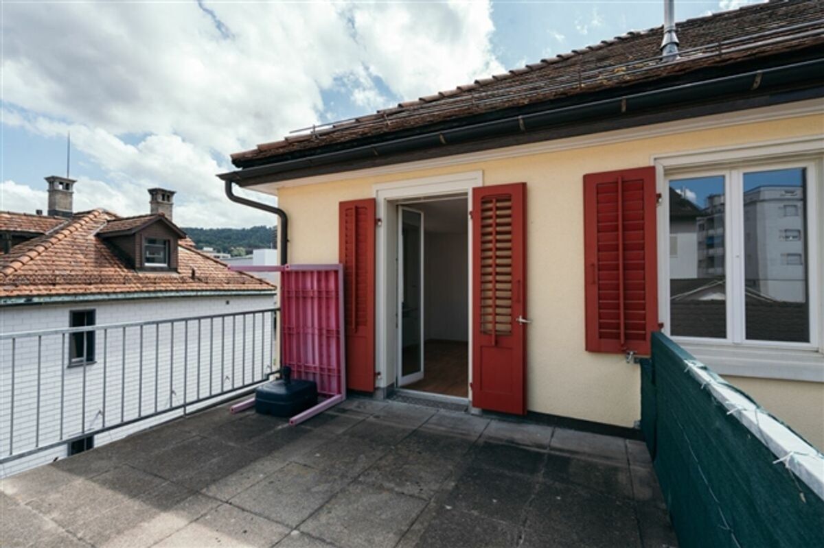 ZENTRAL MIT GROSSER TERRASSE - 1